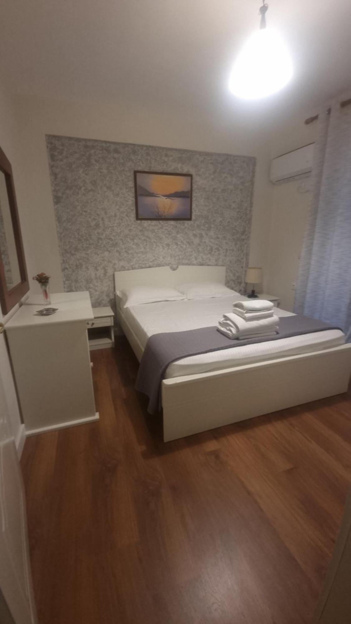 Hotel Klironomi Sarandë Esterno foto