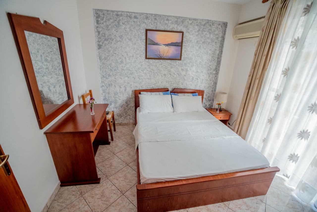 Hotel Klironomi Sarandë Esterno foto